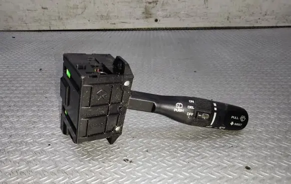 Chrysler Pacifica Wiper control stalk