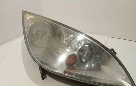 Mitsubishi Colt Headlight/headlamp 0301208202