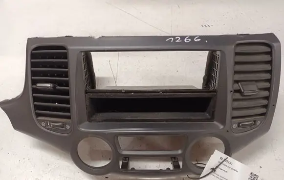 KIA Magentis Dash center air vent grill 2G8740100 847422G300 2G97420000