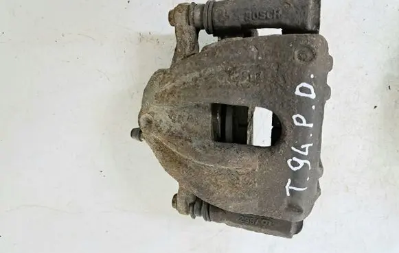 Toyota Corolla Verso AR10 Front brake caliper