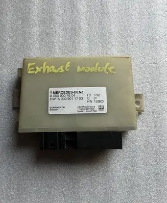 Mercedes-Benz E W213 Reducing agents exhaust control unit A0009007604