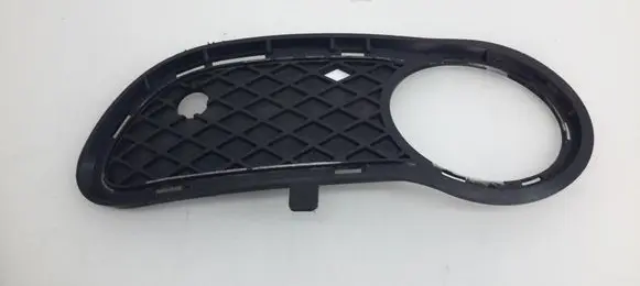 Mercedes-Benz CLC CL203 Front bumper lower grill A2038850923