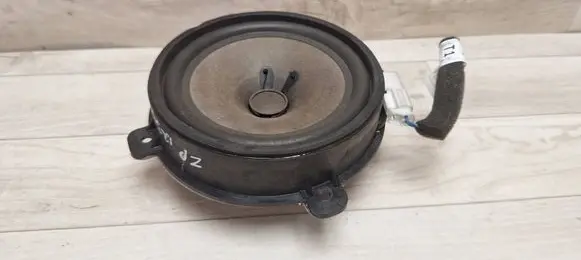 Chevrolet Captiva Rear door speaker 96673537