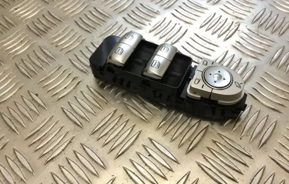 Mercedes-Benz E W238 Electric window control switch A2139055103