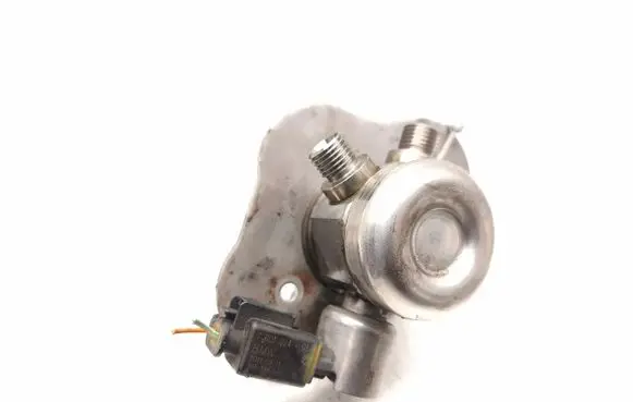 BMW 1 E82 E88 Fuel injection high pressure pump 7562473 0261520142