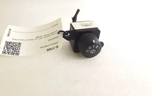 Hummer H3 Wiper switch 301137B53390294