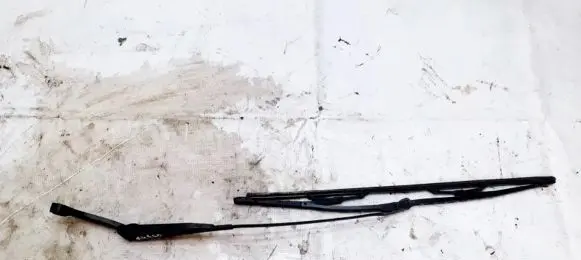 Audi 80 90 B3 Front wiper blade arm 893955407d