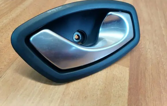 Renault Laguna III Front door interior handle 806700005R
