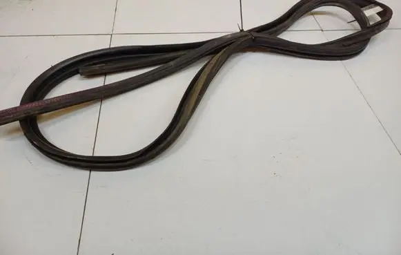 Renault Laguna I Trunk rubber seal (body) 