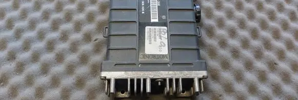 Volkswagen Polo II 86C 2F Engine control unit/module 030906026B 0261200259 26SA1107