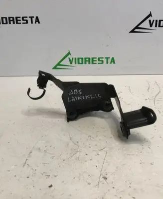 Honda CR-V ABS pump bracket 