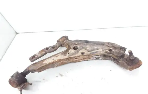 Nissan Primera Front lower control arm/wishbone