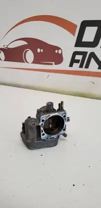 Opel Zafira A Throttle valve 09128518