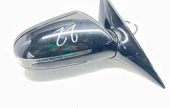 Mercedes-Benz E C207 W207 Front door electric wing mirror A2078102816