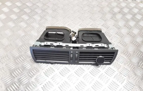 BMW 7 E65 E66 Dash center air vent grill 642282235990
