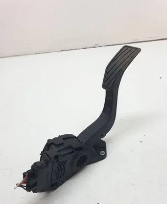 Suzuki Grand Vitara II Accelerator throttle pedal I590065J01 22092005 6PV00907400