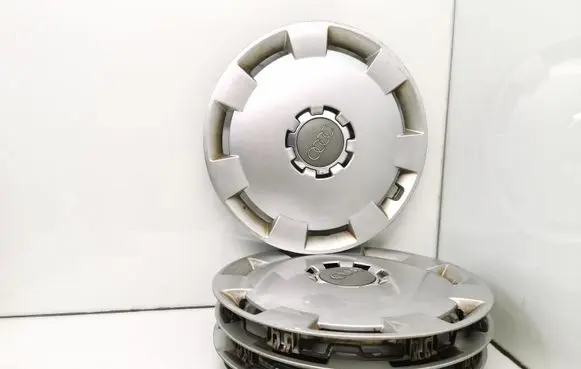 Audi A3 S3 A3 Sportback 8P R16 wheel hub/cap/trim 8PO601147A
