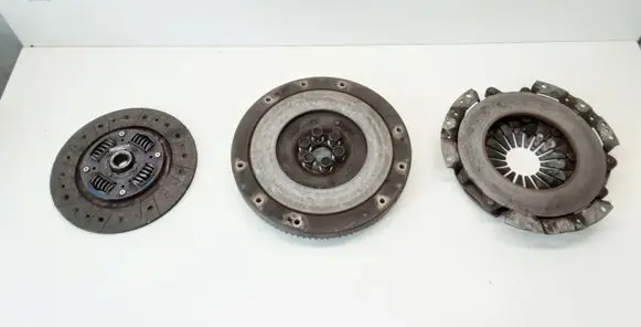 Nissan Patrol 4W60 Clutch set kit