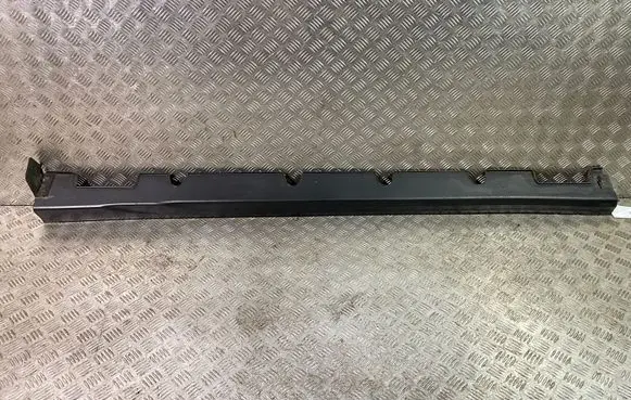 Hyundai Kona I Sill 87753K4000