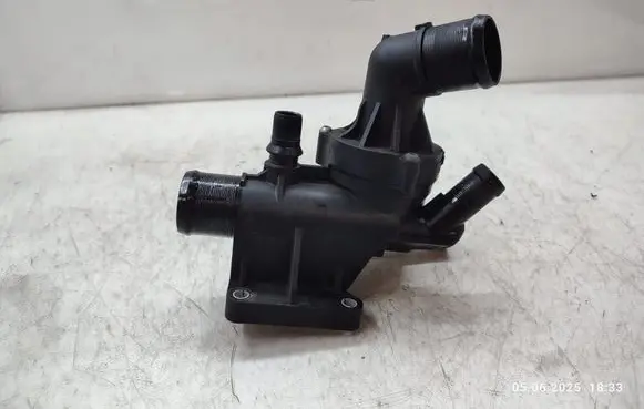 Nissan X-Trail T32 Thermostat 110614599R