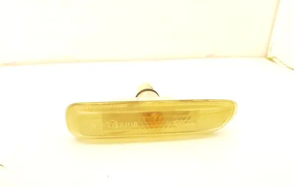 BMW 3 E46 Front fender indicator light 2228592