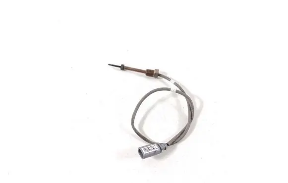 Audi A4 S4 B9 Exhaust gas temperature sensor 05L906088S