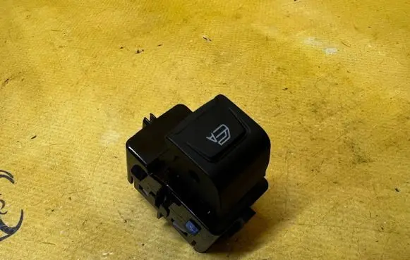 Ford Bronco Electric window control switch M2DT-14529-AAW M2DT14529AAW