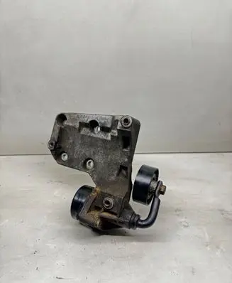 BMW 5 E39 A/C compressor mount bracket 64557786194 7786194