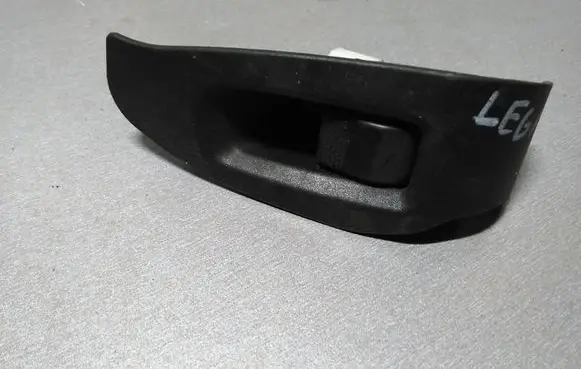 Subaru Legacy Electric window control switch 83071AE040 94266AE080