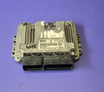 Alfa Romeo Giulietta Engine control unit/module 0281015950 51886417 442580SBM