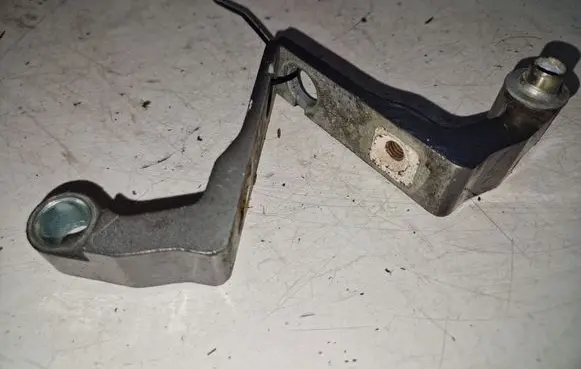 Ford C-MAX II Rear door upper hinge 