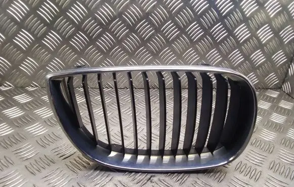 BMW 1 E81 E87 Front grill 511371286139