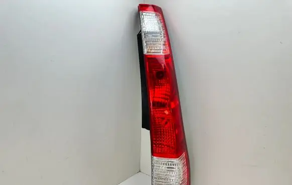 Honda CR-V Rear/tail lights P5007R