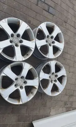 R17 alloy rim