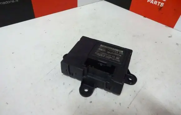 Volvo XC70 Door control unit/module 9G9T 14B534 BB