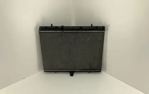 Citroen DS5 Coolant radiator