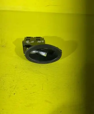 Mini Cooper Countryman R60 Tailgate/trunk/boot open switch 
