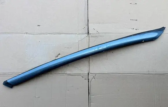 Citroen C4 I Picasso Windshield trim 9654505577