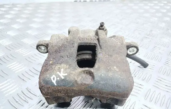 Hyundai i20 (PB PBT) Front brake caliper