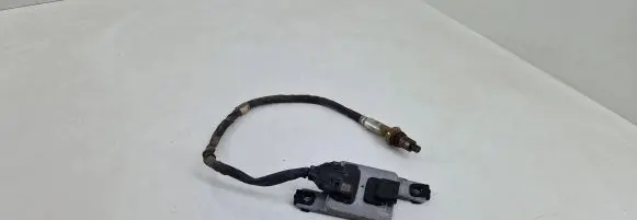 Audi A4 S4 B9 Lambda probe sensor 8W0907807B 151114013502 5WK97257