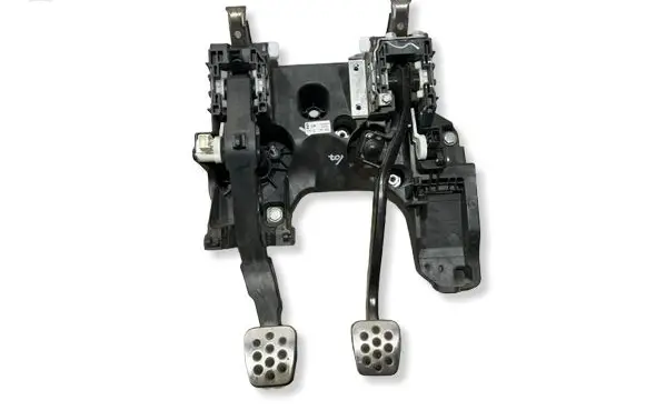 Opel Insignia A Pedal assembly 22845104