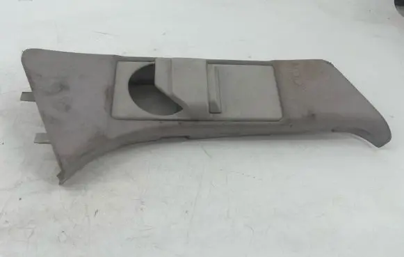 Mercedes-Benz E W211 (C) pillar trim A2116900925