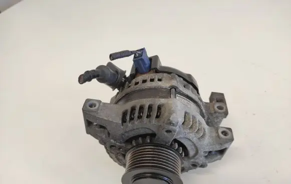Honda CR-V Generator/alternator 1042101150