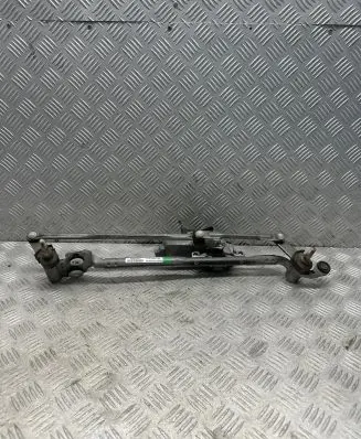 BMW X5 F15 Front wiper linkage and motor 735033604 7350336