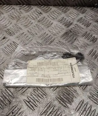 Audi A5 8T 8F other engine part 06e109417s