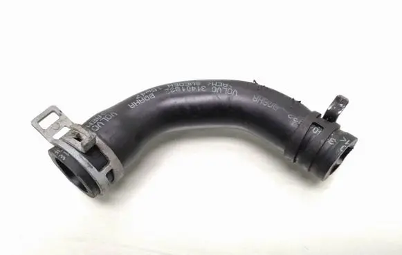 Volvo V40 Breather hose/pipe 31401832