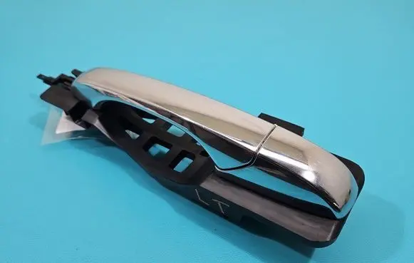 Rear door exterior handle