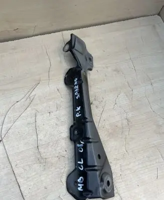 Mercedes-Benz GL X164 Fender mounting bracket