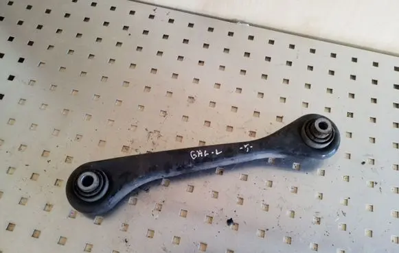Volkswagen Golf V Rear control arm 1K0501529F