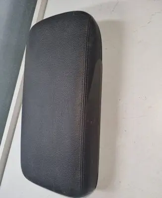 Mitsubishi Outlander Armrest 